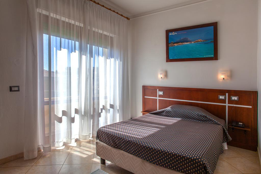 Hotel La Terrazza Cagliari Værelse billede
