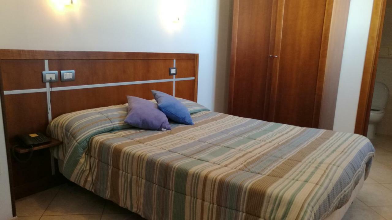 Hotel La Terrazza Cagliari Eksteriør billede
