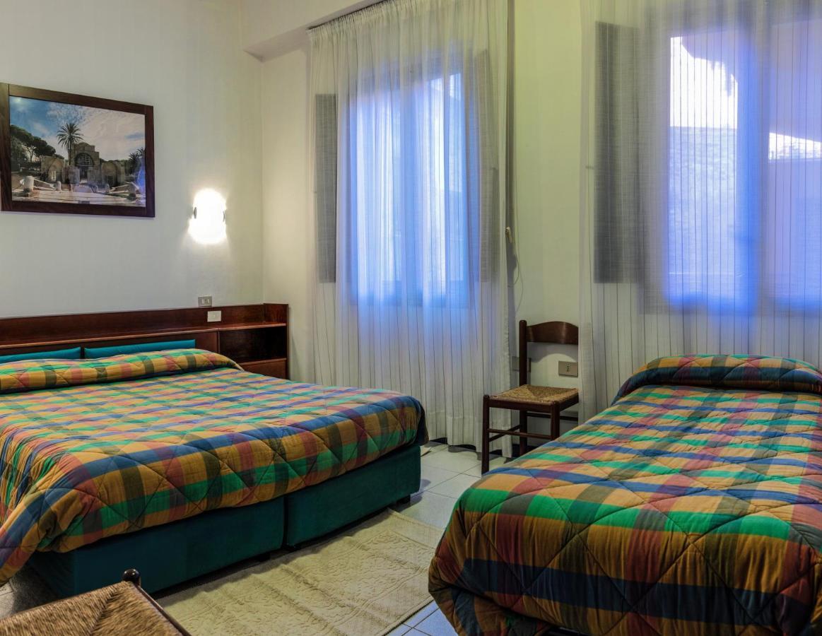 Hotel La Terrazza Cagliari Værelse billede